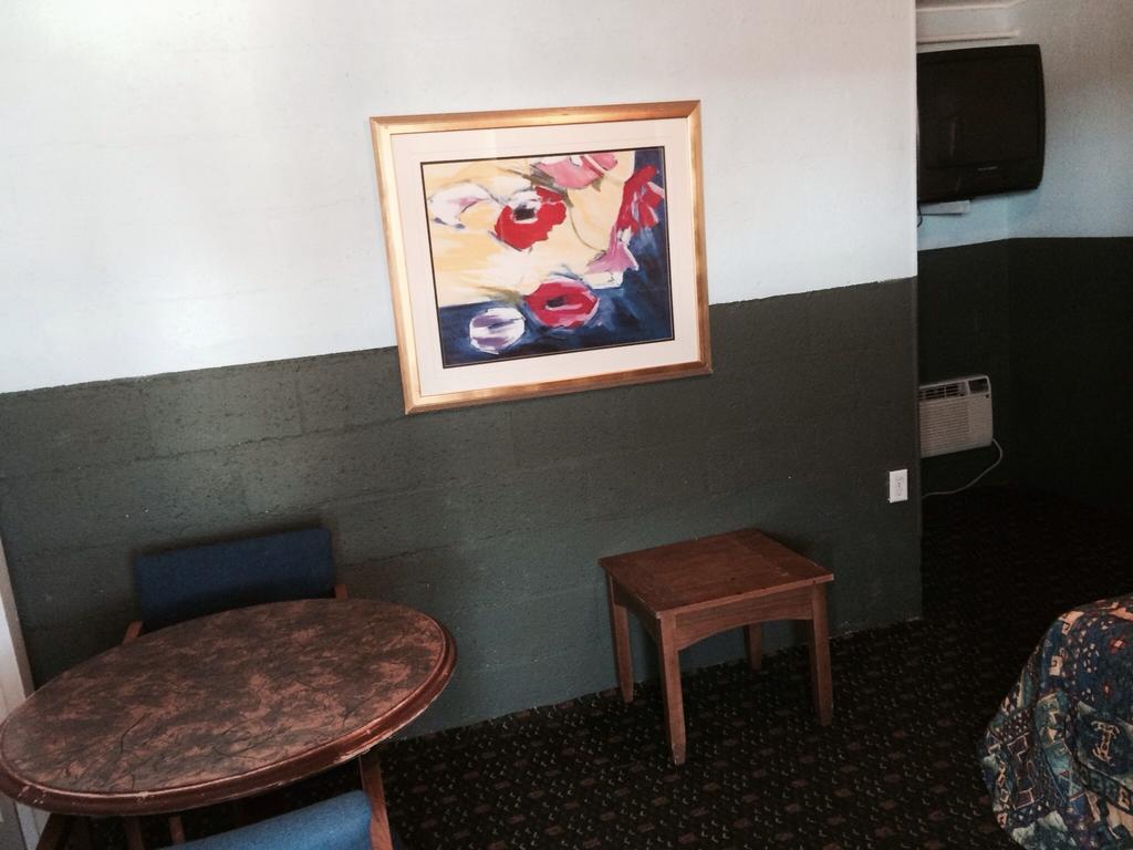 Lido Motel Kingman Room photo